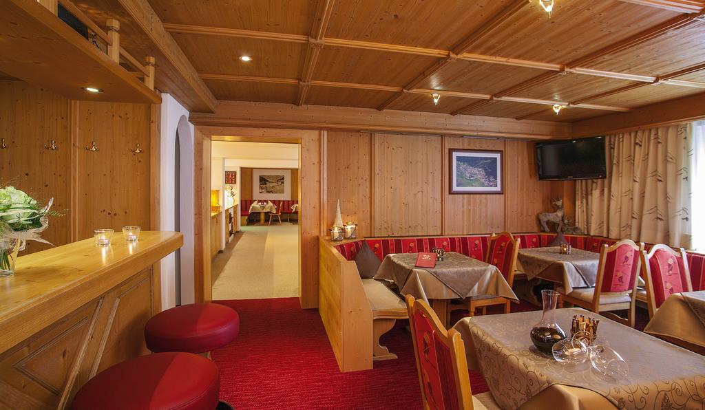 Hotel Garni Chasa Sulai Ишгъл Екстериор снимка
