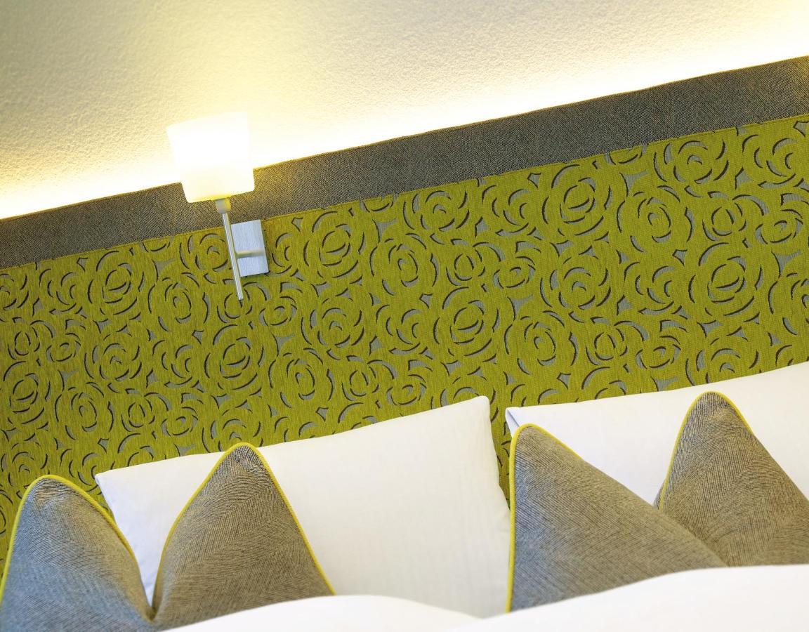 Hotel Garni Chasa Sulai Ишгъл Екстериор снимка