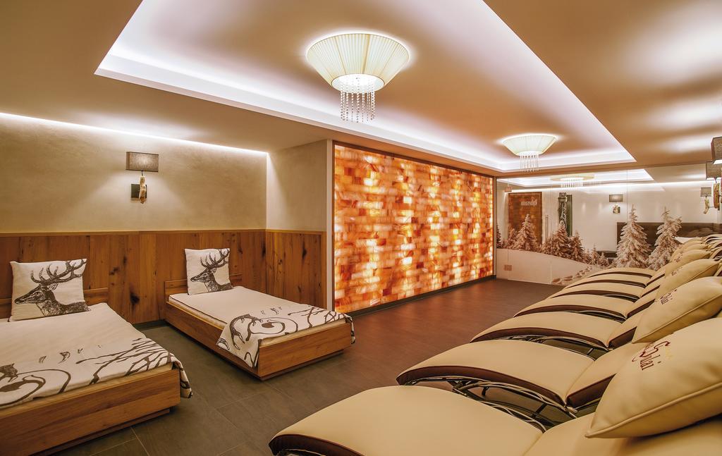 Hotel Garni Chasa Sulai Ишгъл Екстериор снимка