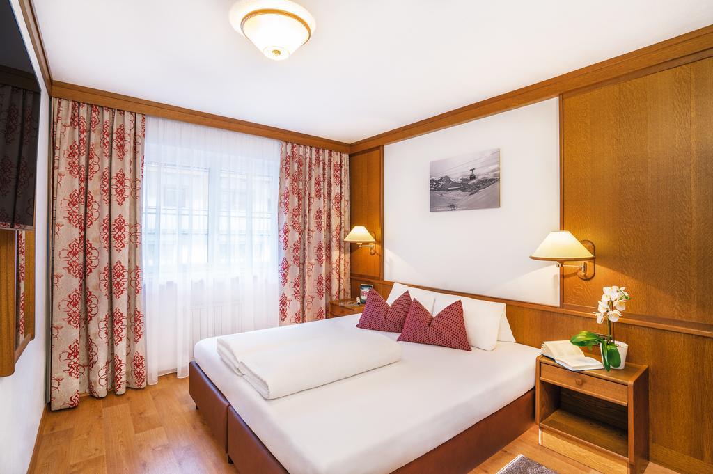 Hotel Garni Chasa Sulai Ишгъл Екстериор снимка